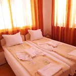 Apartment Kyshta Za Gosti Dari Rumi 1 *
