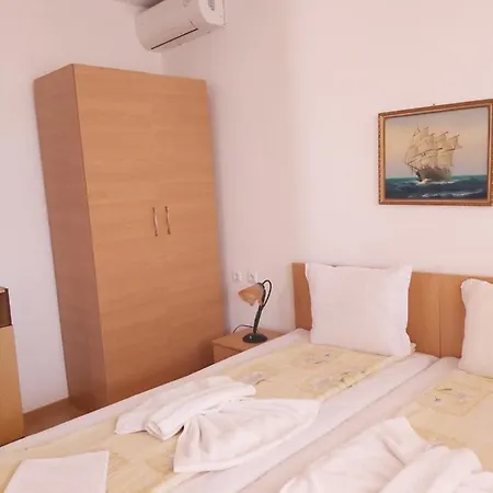 Kyshta Za Gosti Dari Rumi 1 Apartment *