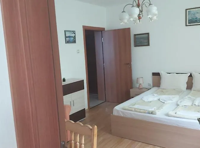 Апартамент дари руми 1 Созопол